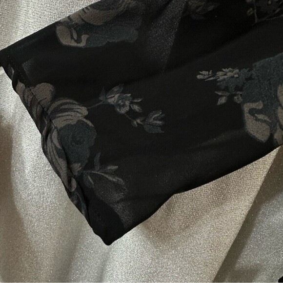 Zara Women's Floral Blouse Size XS - Picture 7 of 14